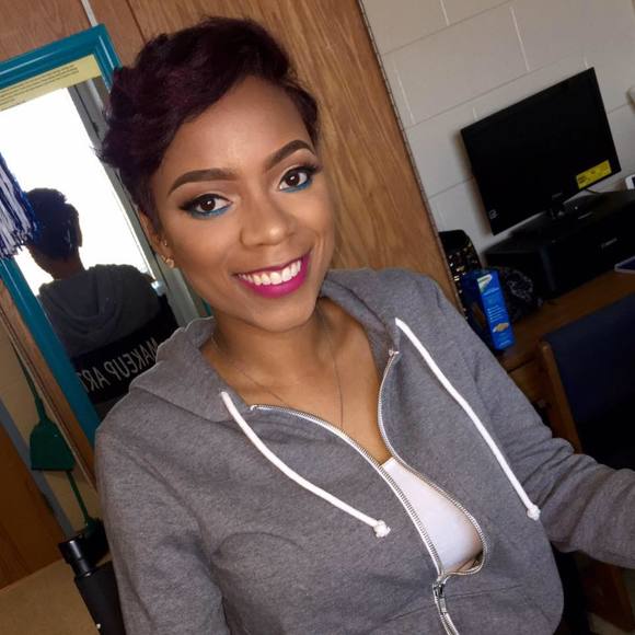 Meet your Posher, Kenchele - Picture 1 of 1